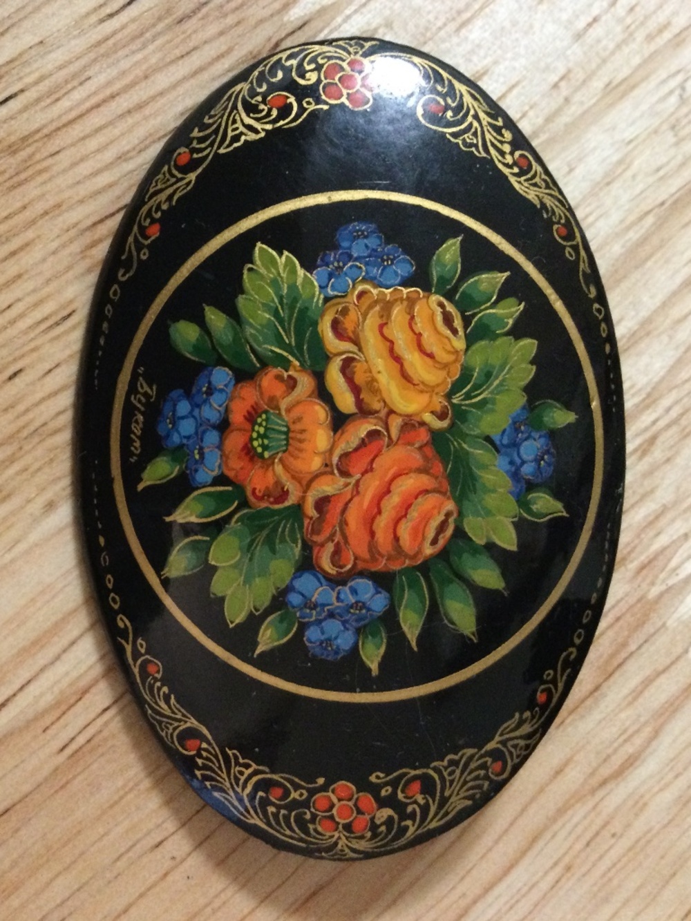 Vintage Handpainted Russian Lacquered Oval Wooden Pin